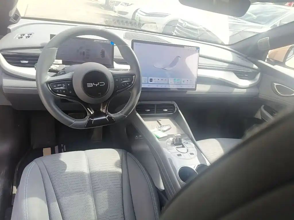 BYD Seal 06GT 2025 — фото 10