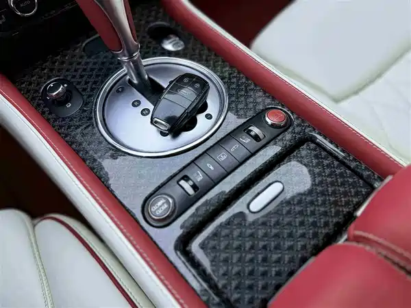 Bentley Flying Spur 2012