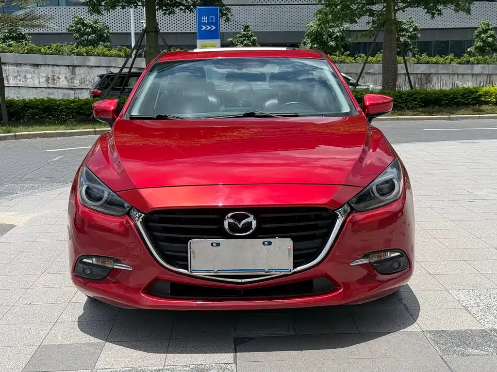 Mazda 3 Axela 2019 — фото 2