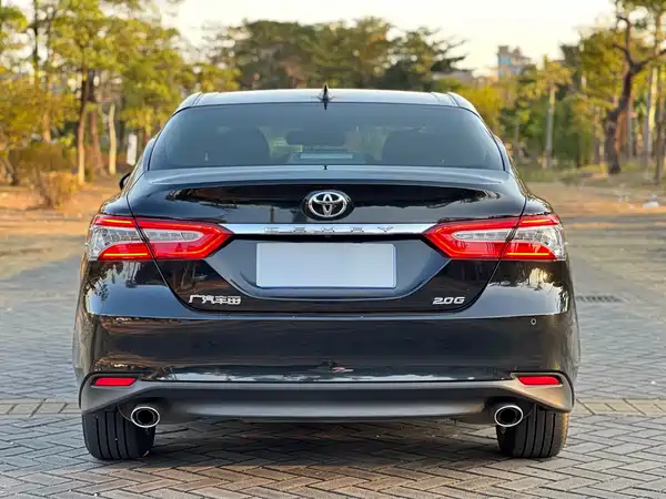 Toyota Camry 2021