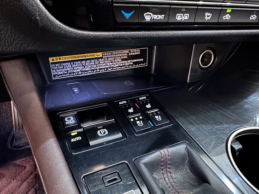 Lexus RX 2017 — фото 12