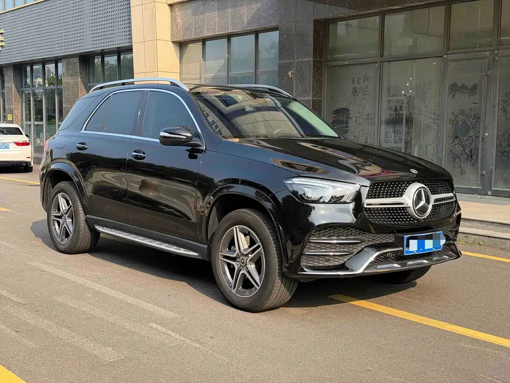 Mercedes-Benz GLE 2023 — фото 3