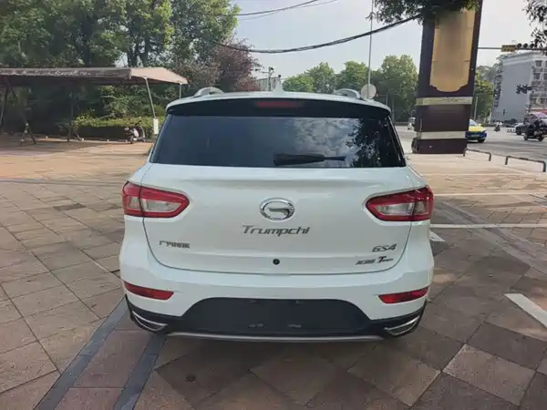 GAC Trumpchi GS4 2016