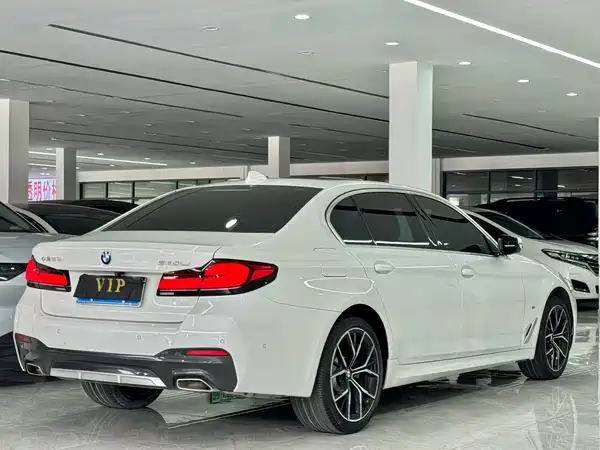 BMW 5 Series 2022
