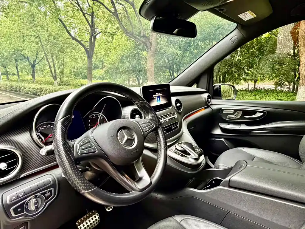 Mercedes-Benz V-Class 2020