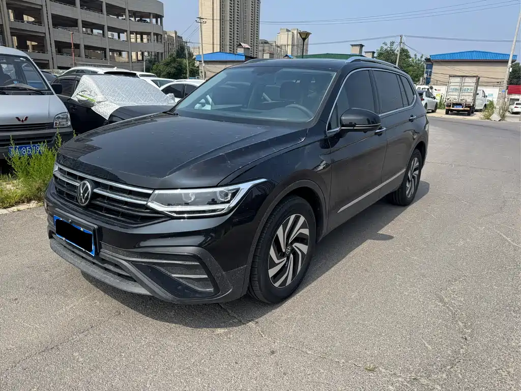 Volkswagen Tiguan L 2024