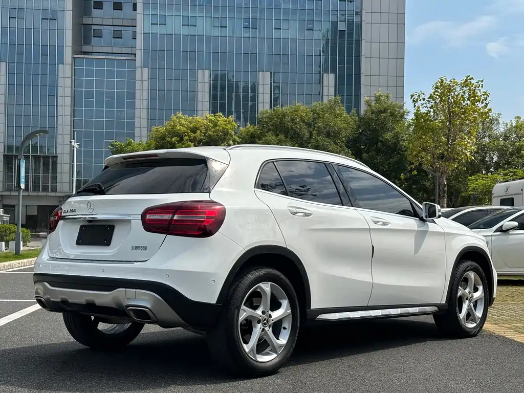 Mercedes-Benz GLA 2019 — фото 13