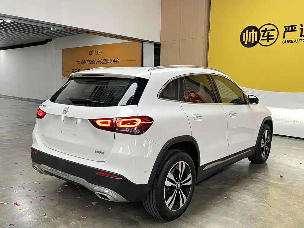 Mercedes-Benz GLA 2023 — фото 4