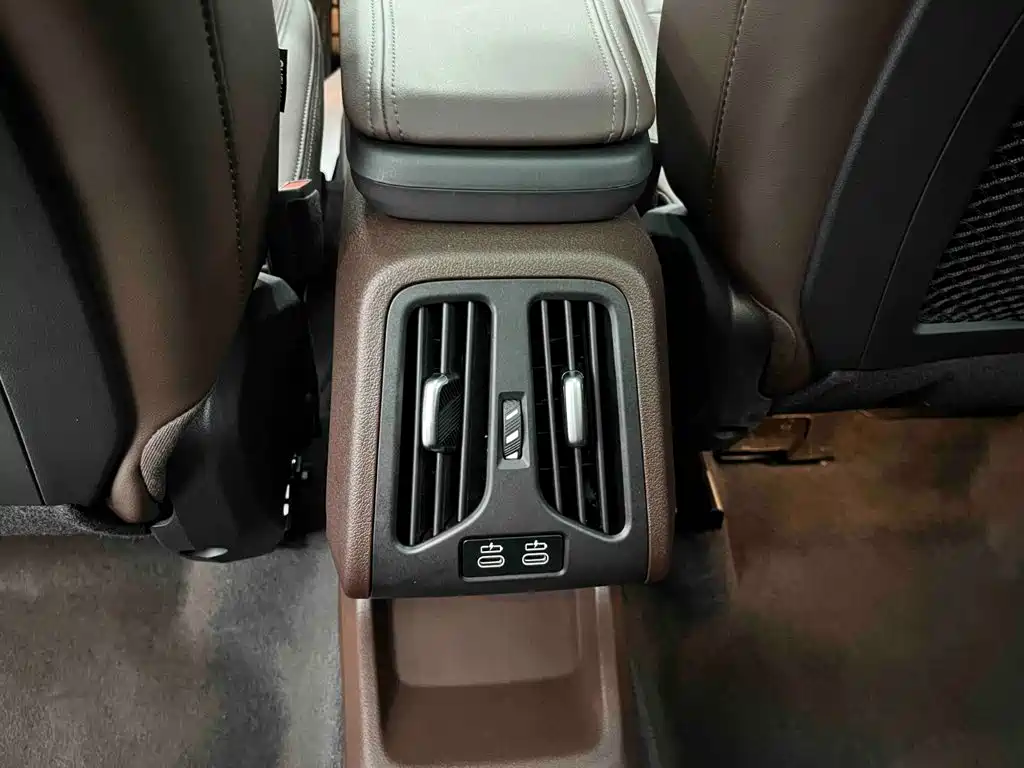 BMW X1 2023 — фото 13