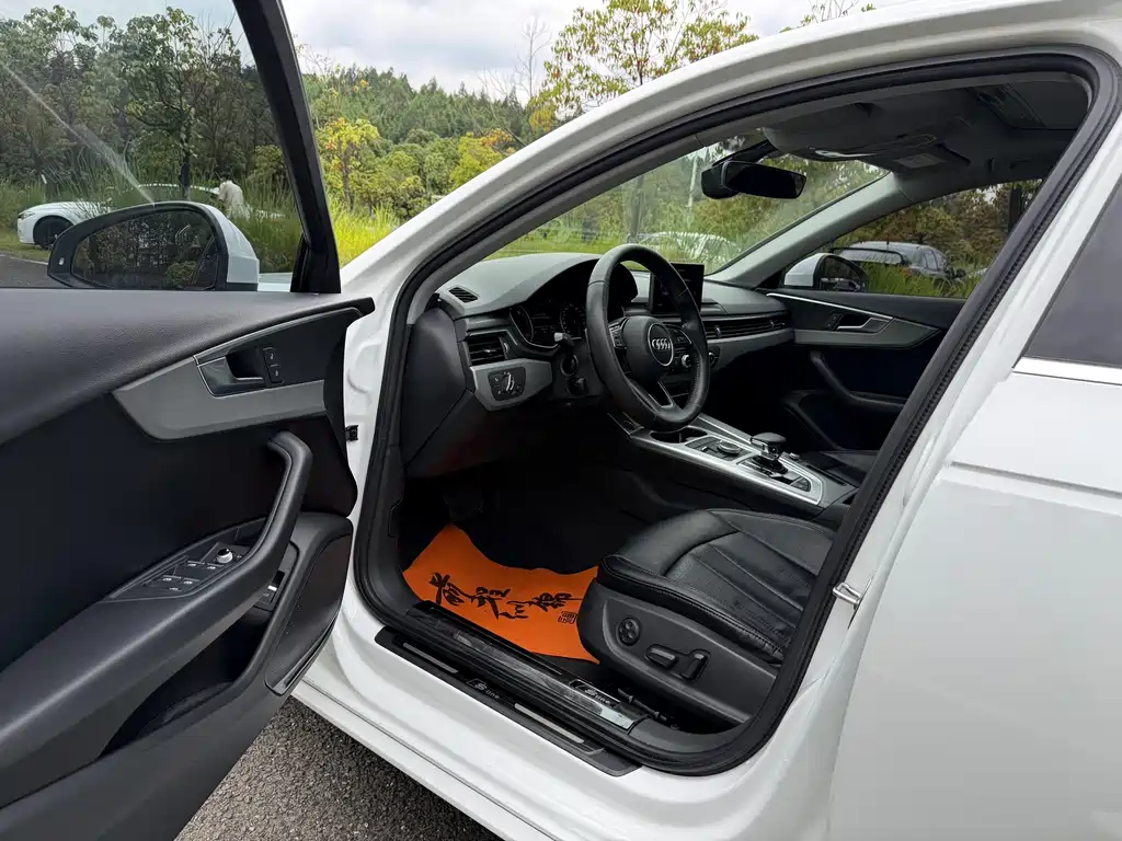Audi A4L 2017
