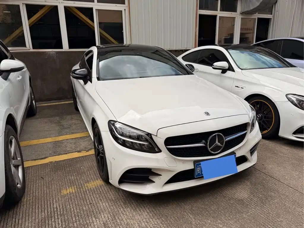 Mercedes-Benz C-Class 2022 — фото 3