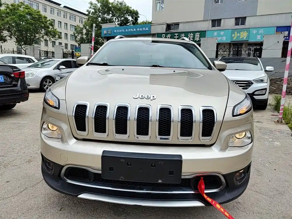 Jeep Cherokee 2018 — фото 3