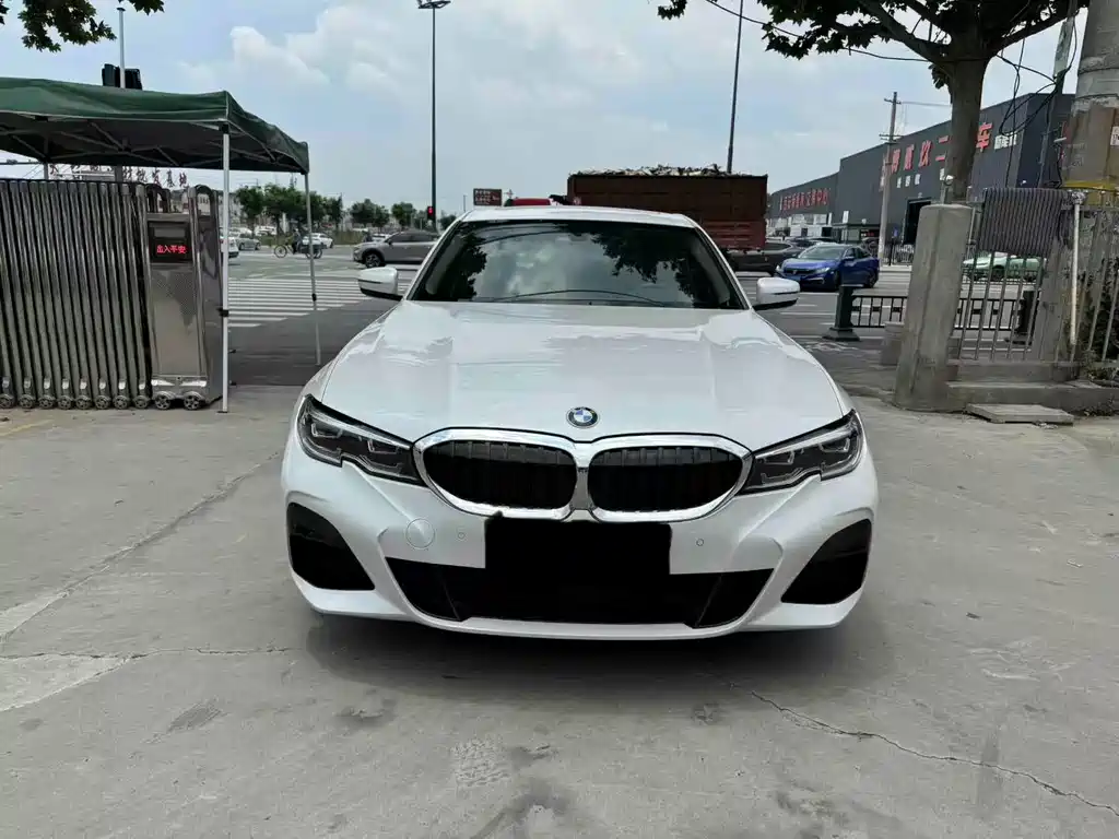 BMW 3 Series 2021