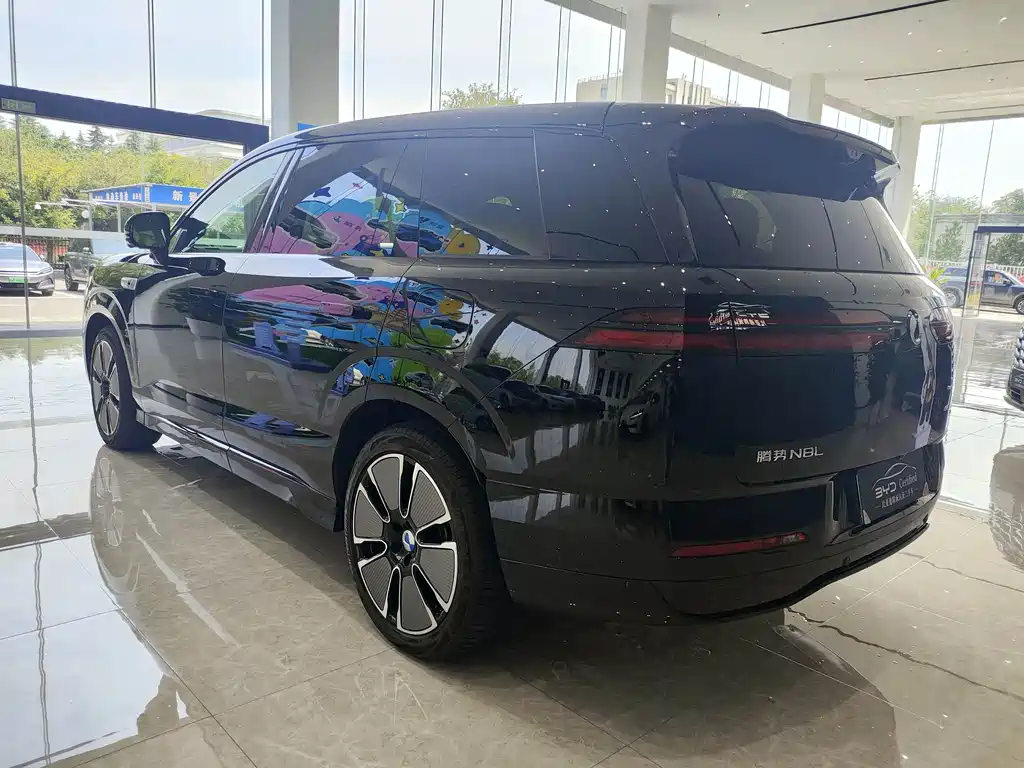 Denza N8L 2025