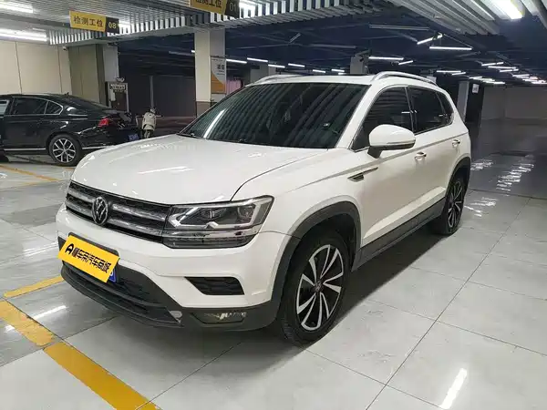 Volkswagen Tharu 2021