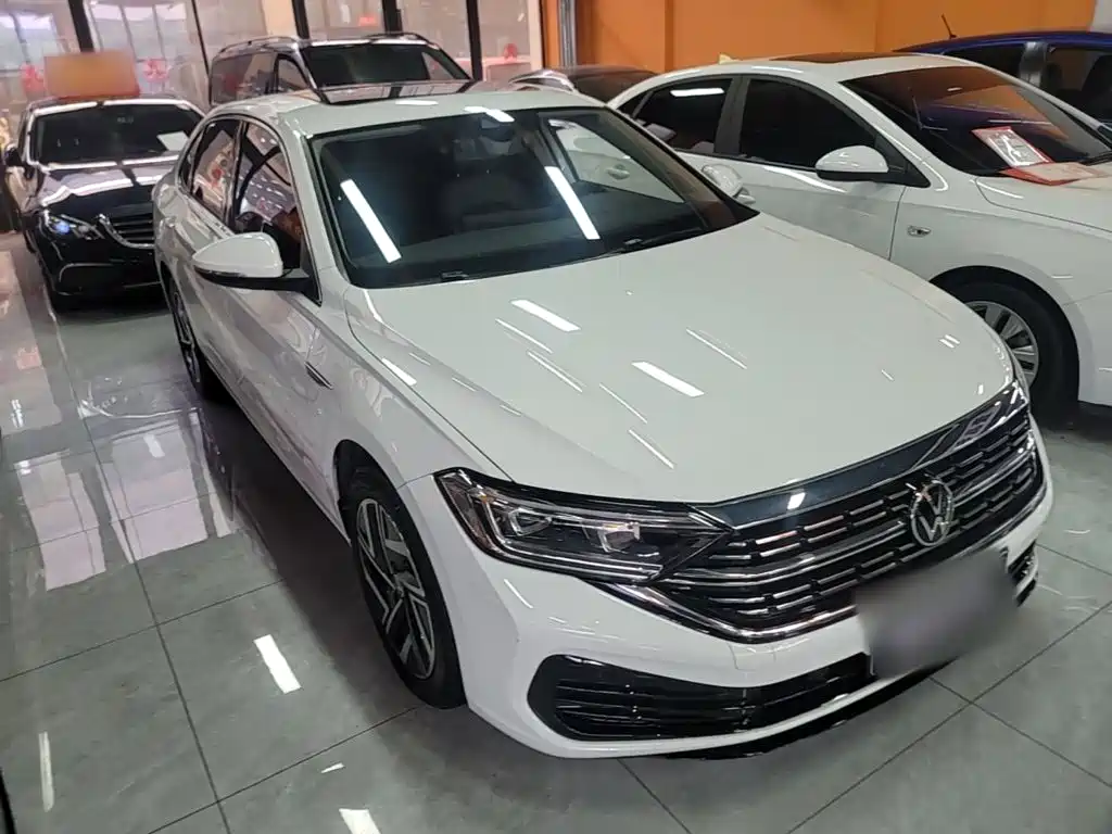Volkswagen Sagitar 2023