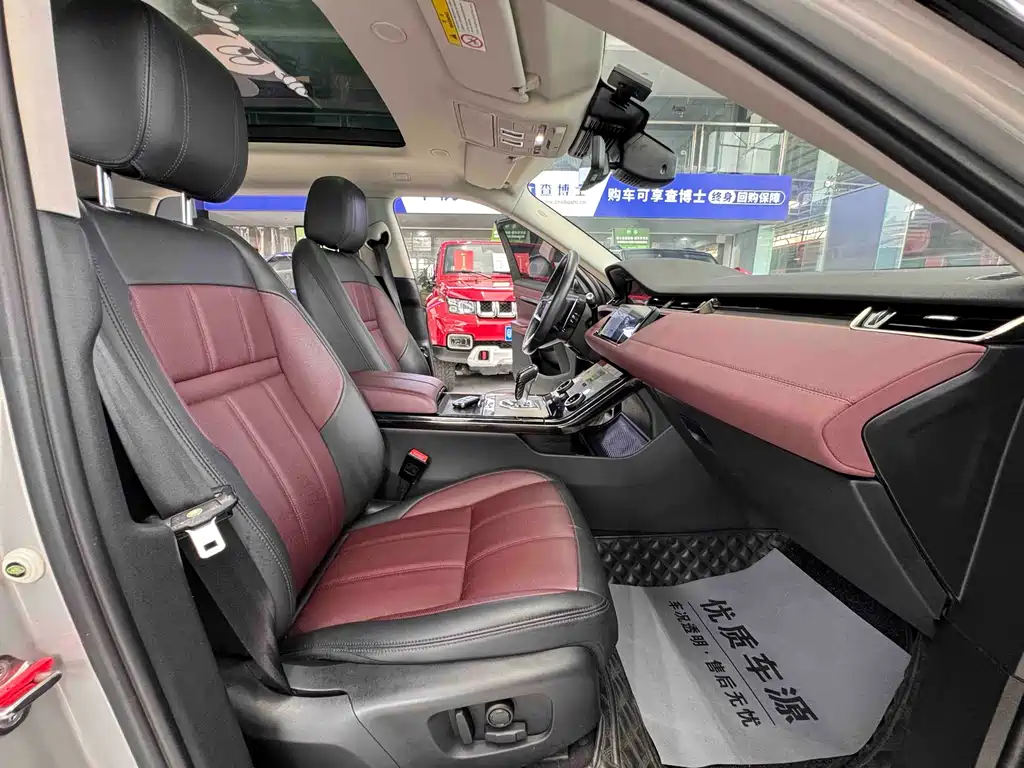 Land Rover Evoque 2022 — фото 15
