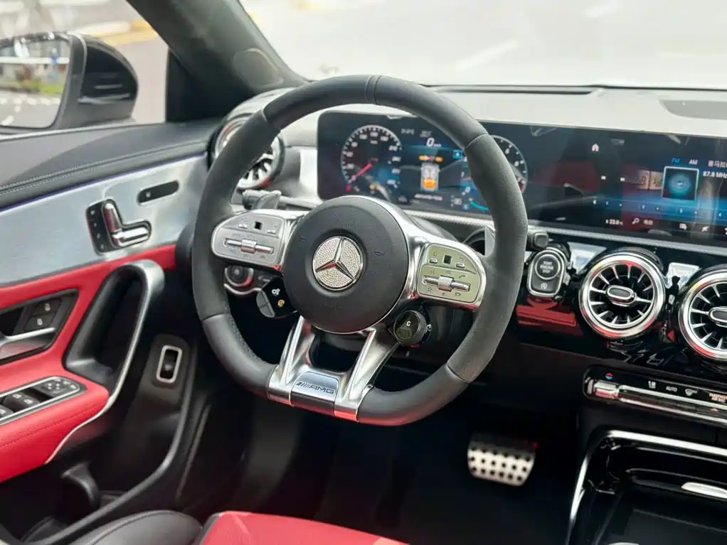 Mercedes-Benz Mercedes CLA AMG 2022 — фото 19