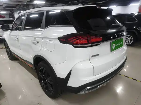 Geely Boyue 2022