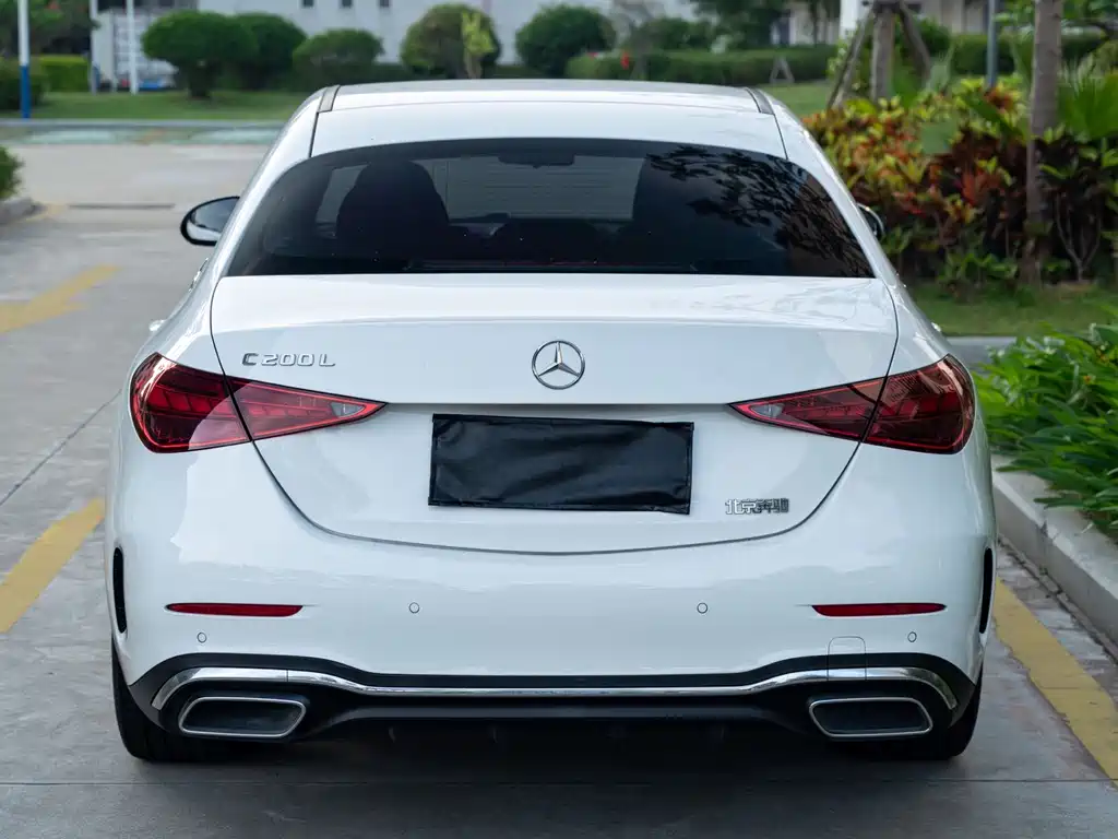 Mercedes-Benz C-Class 2023 — фото 4