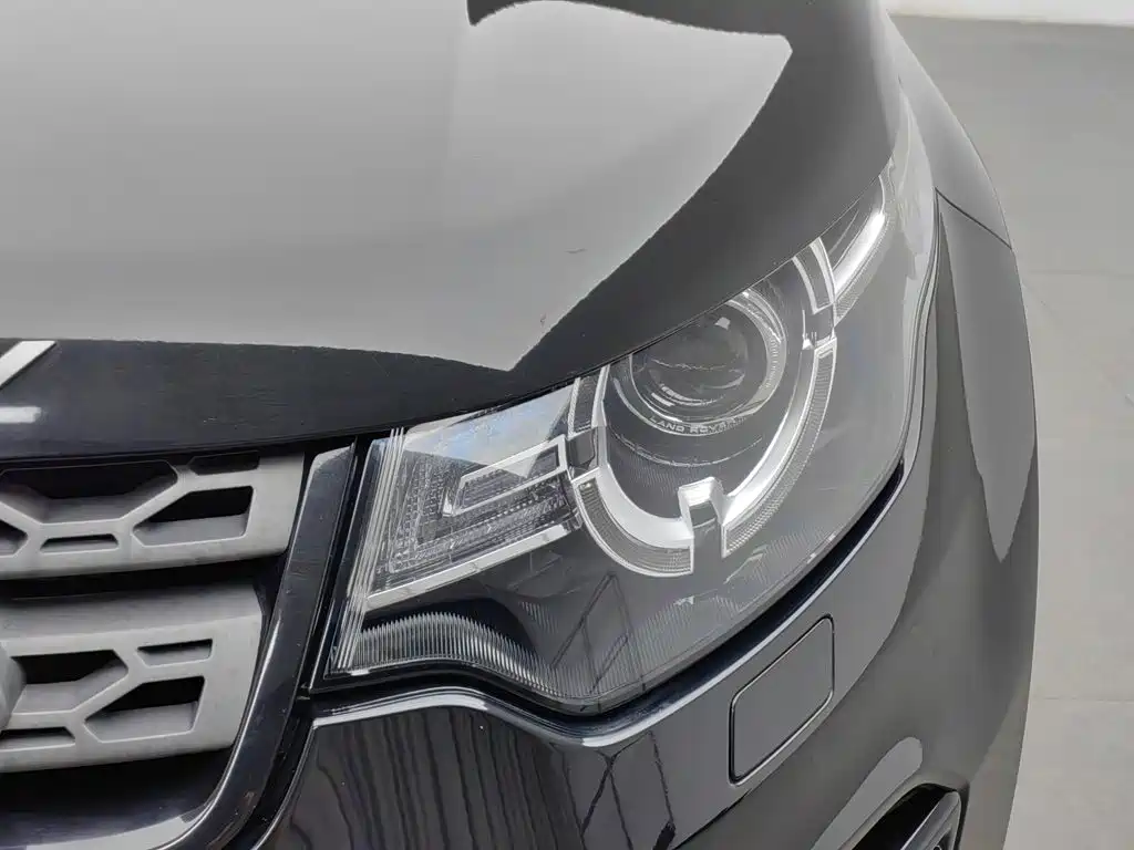 Land Rover Discovery Sport 2019 — фото 7