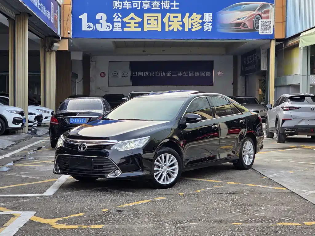 Toyota Camry 2016 — фото 1