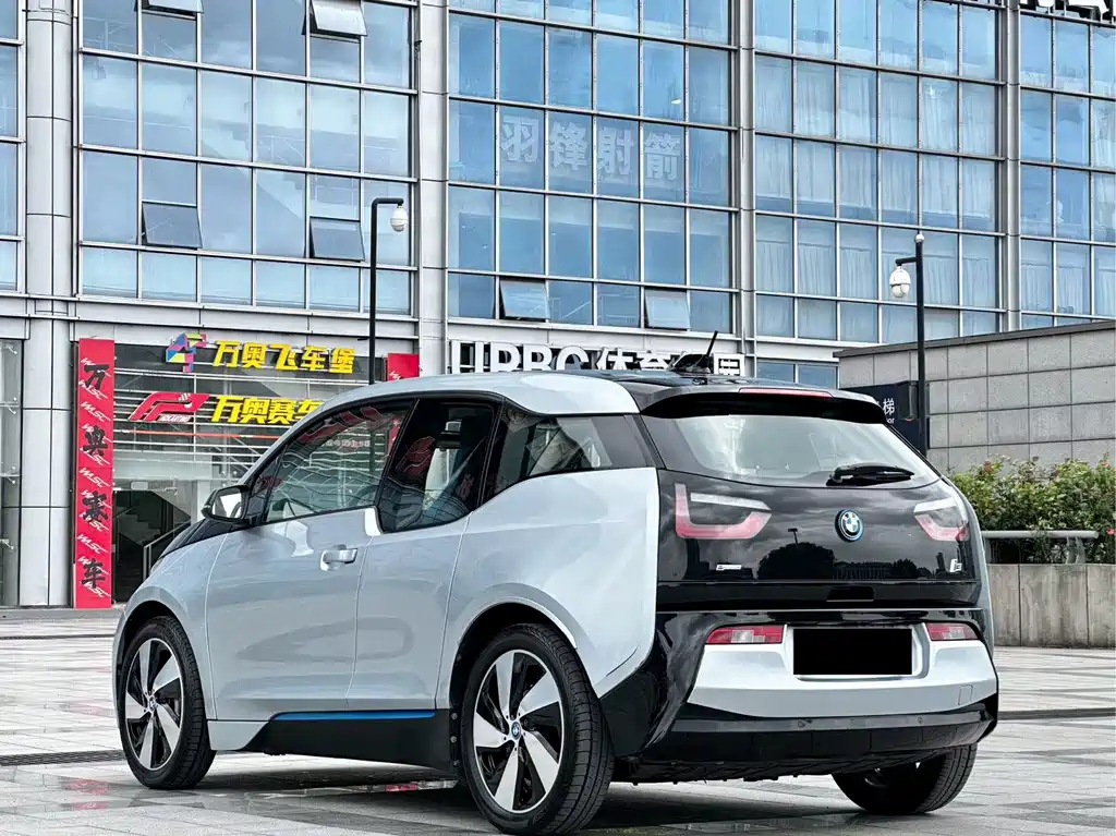 BMW i3 2016 — фото 3