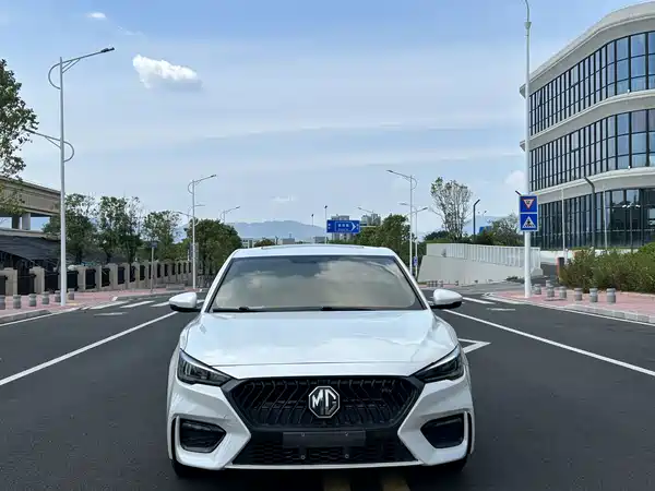 MG MG6 2021