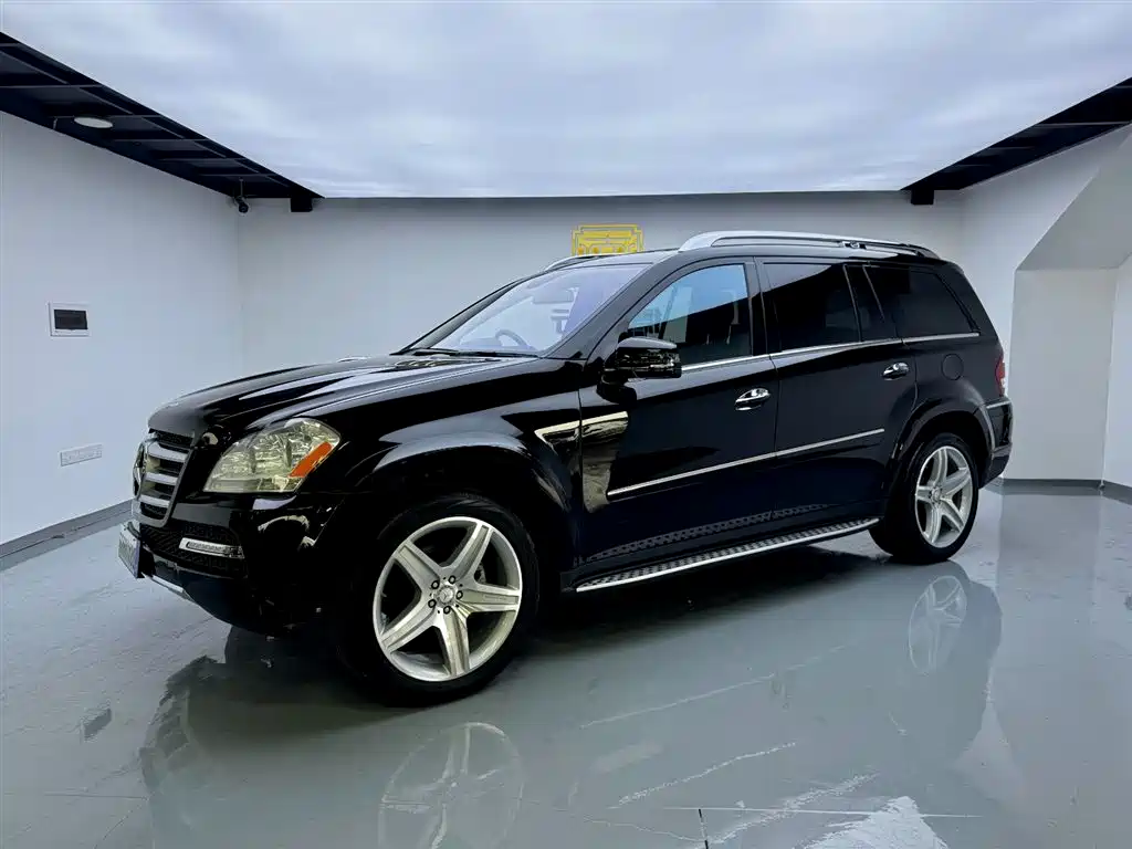 Mercedes-Benz GL-Class 2011 — фото 1
