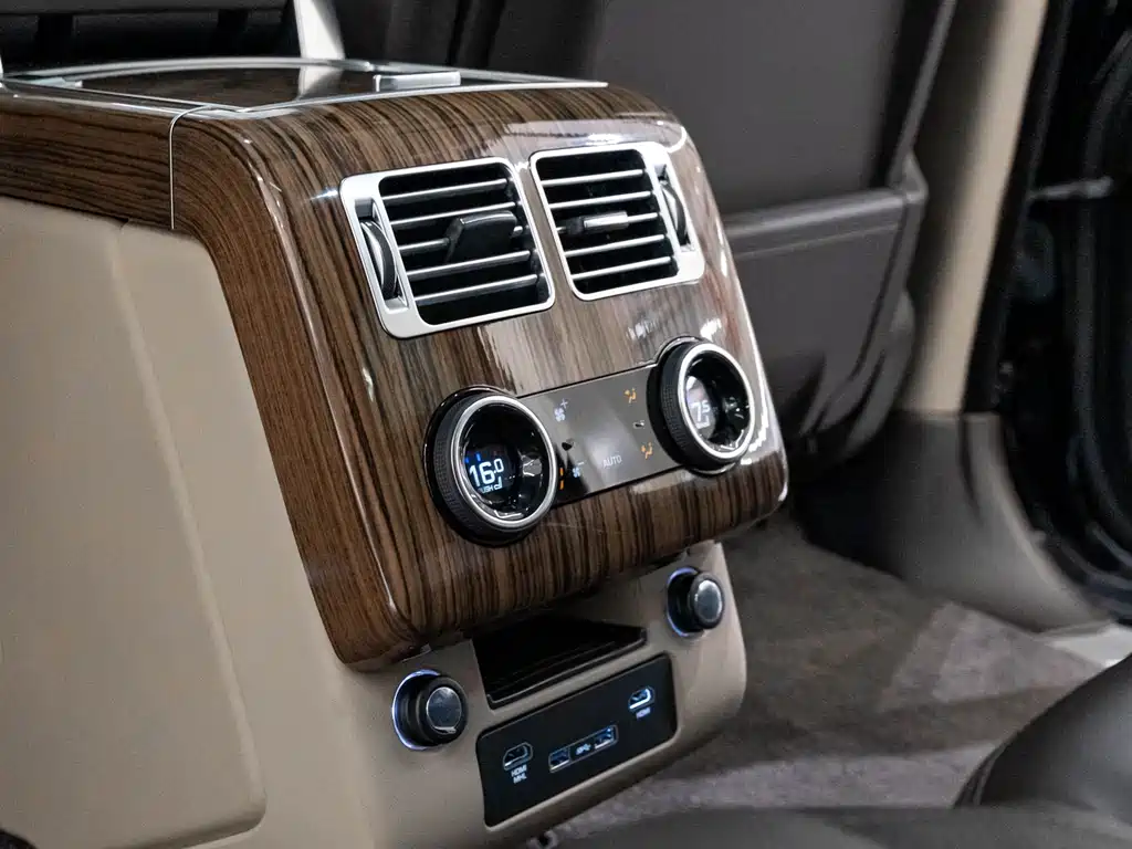 Land Rover Range Rover 2019 — фото 14