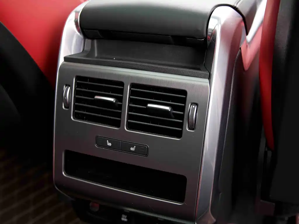 Land Rover Sport 2019 — фото 17