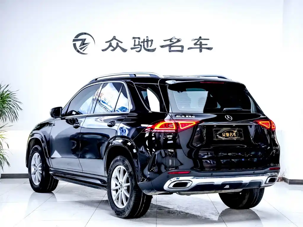 Mercedes-Benz GLE 2019 — фото 12