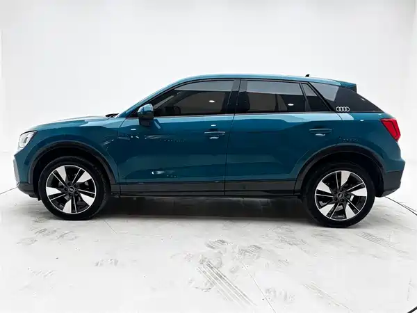 Audi Q2L 2022