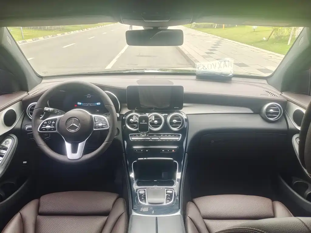 Mercedes-Benz GLC 2020