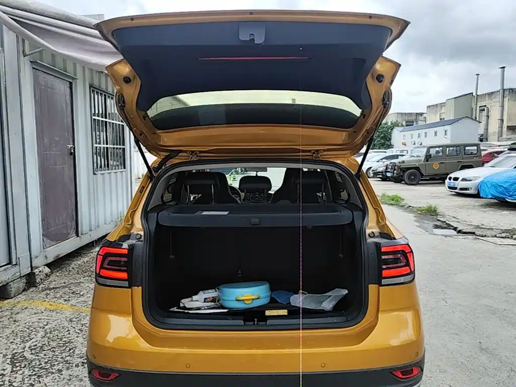 Volkswagen T-Cross 2019 — фото 19