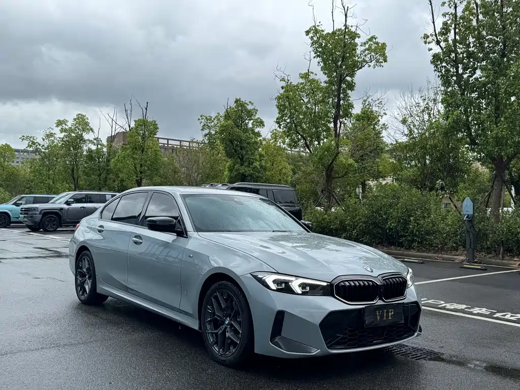 BMW 3 Series 2025