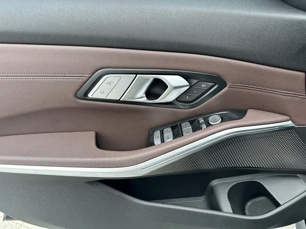BMW 3 Series 2020 — фото 10