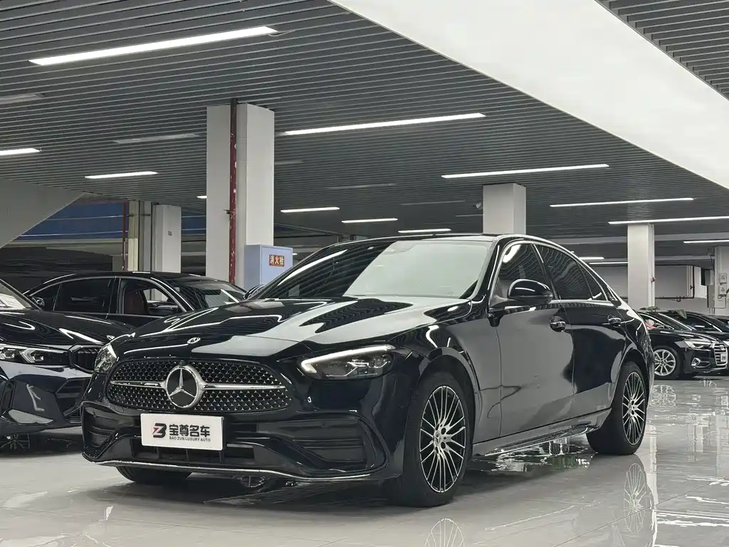 Mercedes-Benz C-Class 2025