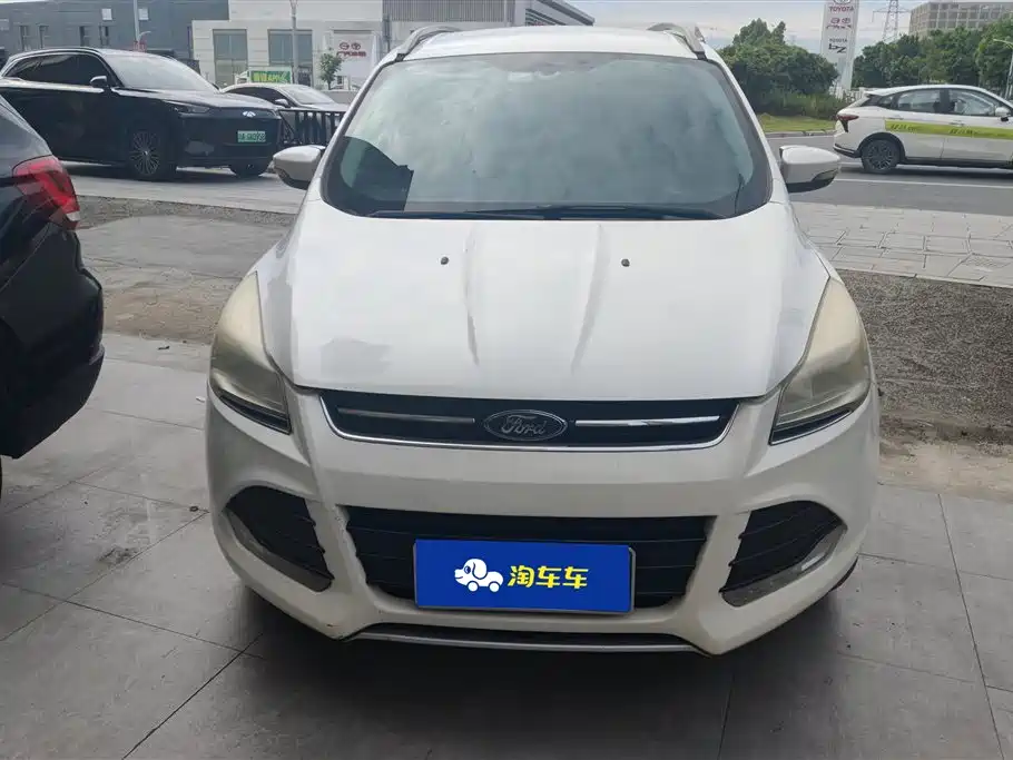 Ford Kuga 2015 — фото 2