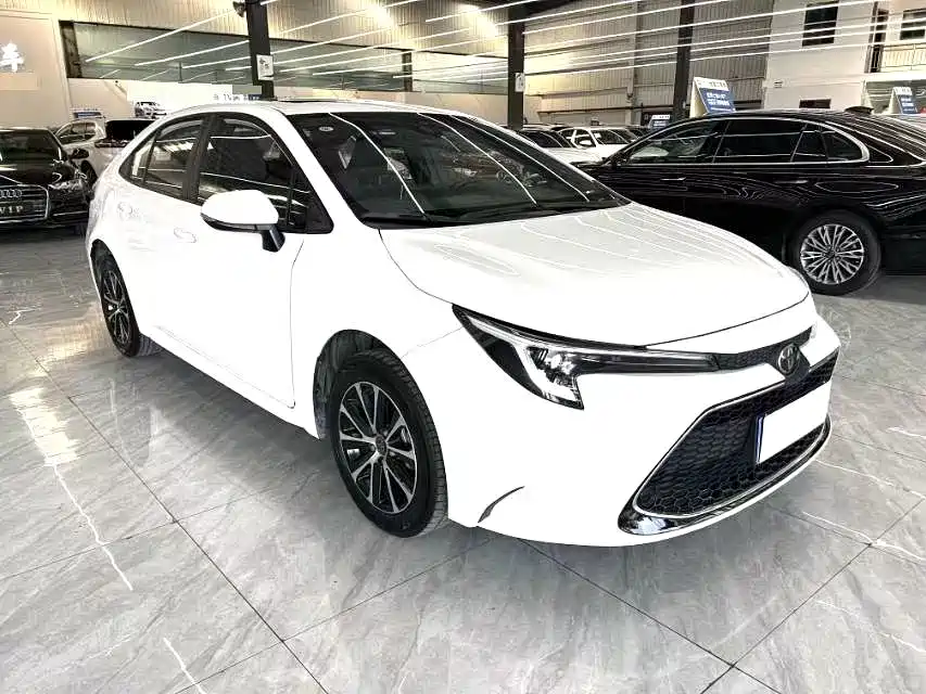 Toyota Levin 2024 — фото 1