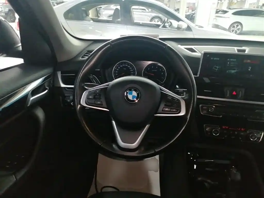 BMW X1 2019 — фото 11