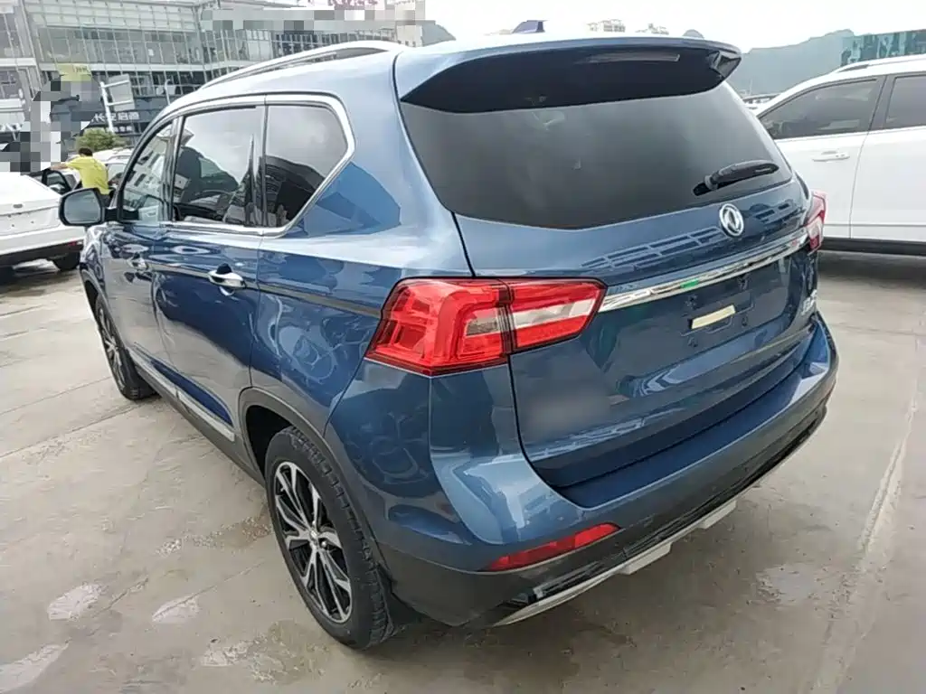 Fengxing X5 2017
