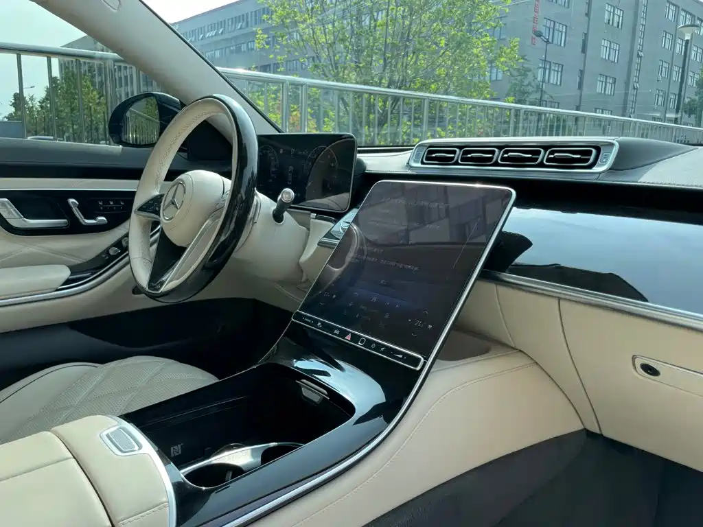 Mercedes-Benz Maybach S-Class 2022 — фото 22