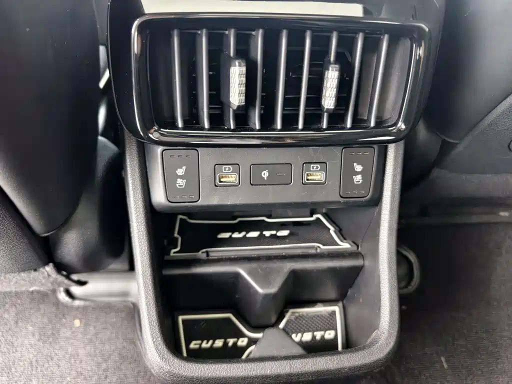 Hyundai Custo 2023 — фото 22