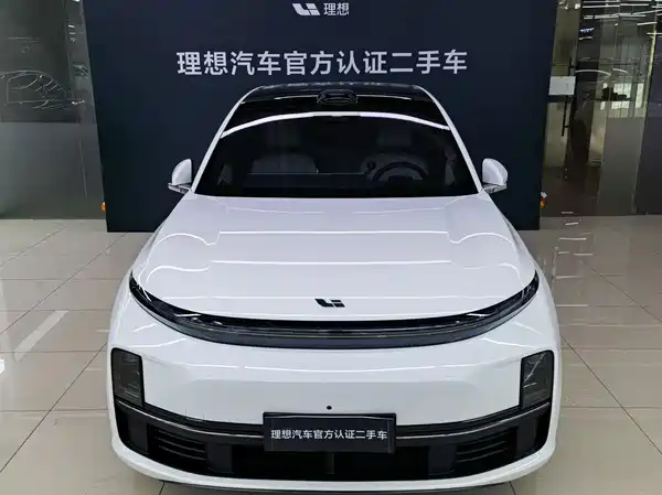Li Auto L7 2025