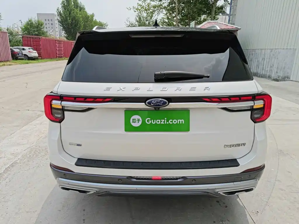 Ford Explorer 2023