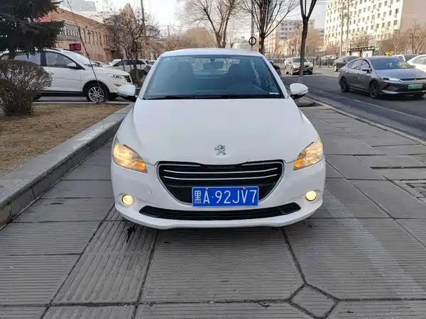 Peugeot 301 2014