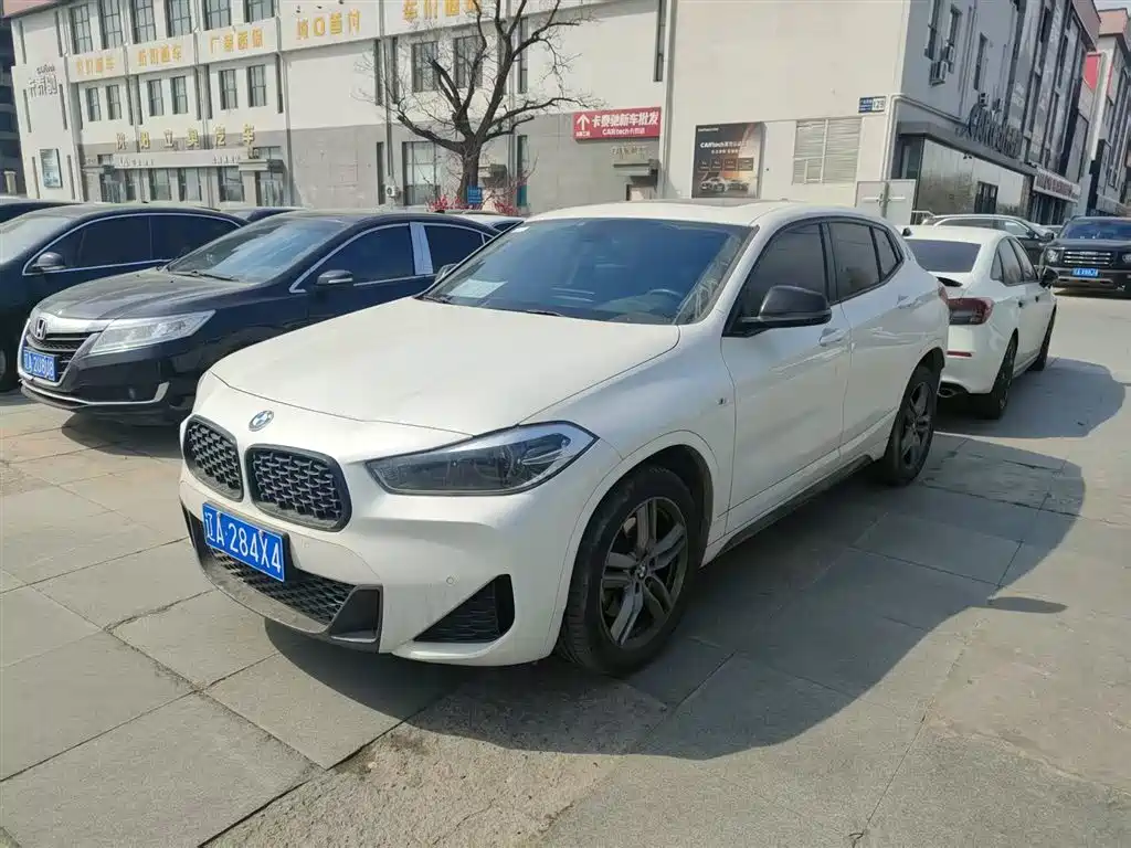 BMW X2 2023 — фото 1
