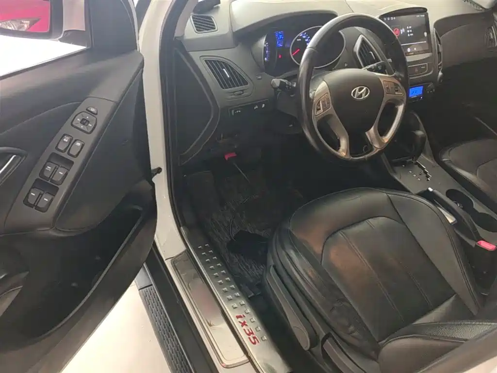 Hyundai ix35 2016 — фото 16