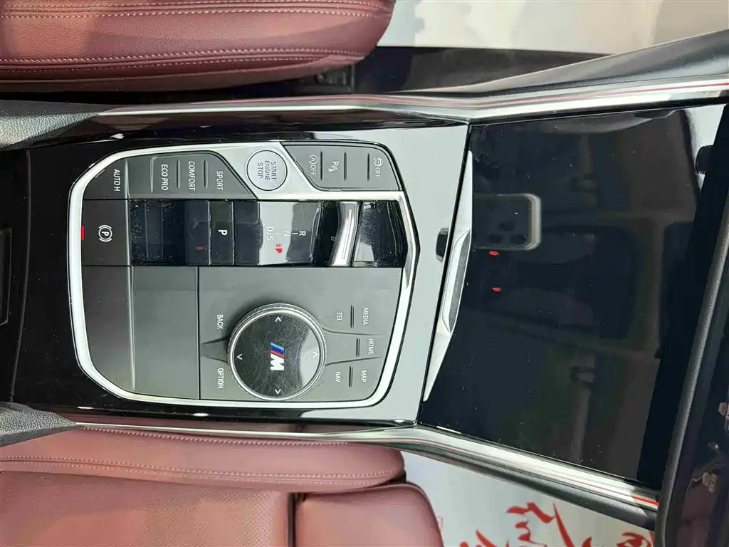 BMW 3 Series 2023 — фото 11